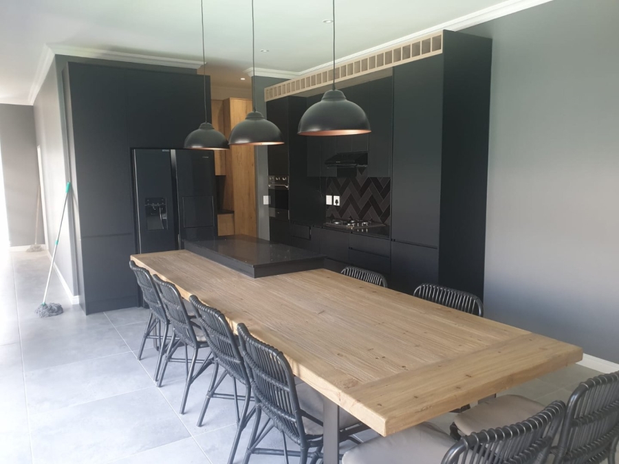 3 Bedroom Property for Sale in Sandown Western Cape